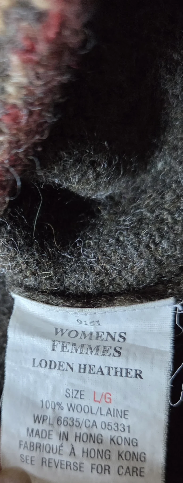 Image for A beautiful khaki Woolrich jumper with a V-neck