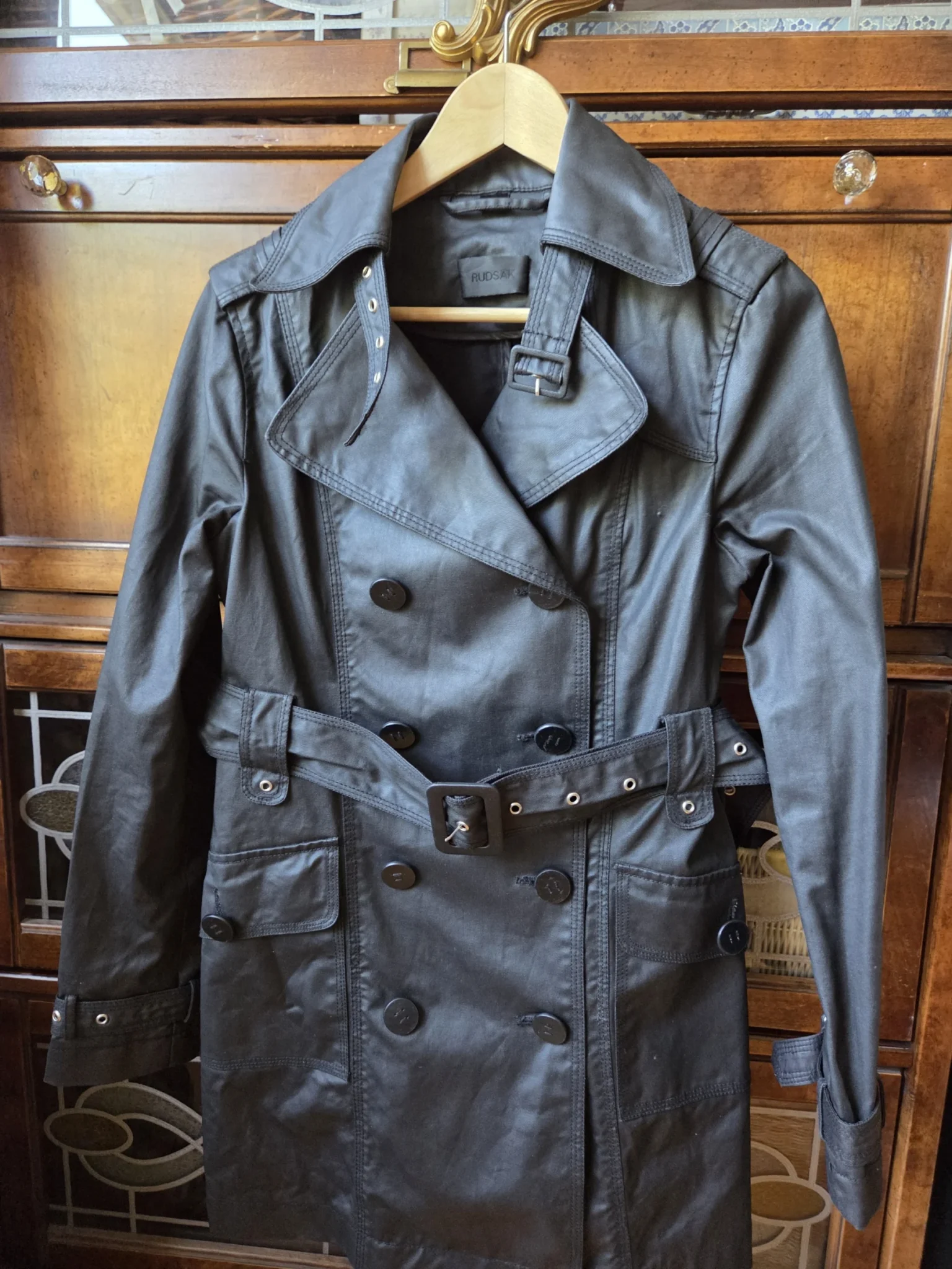 Image for A stunning black Rudsak trench coat