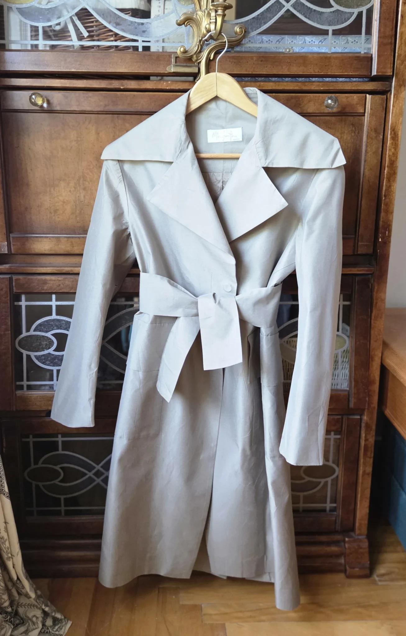 Featured image for Elegant Marie Saint Pierre trench coat