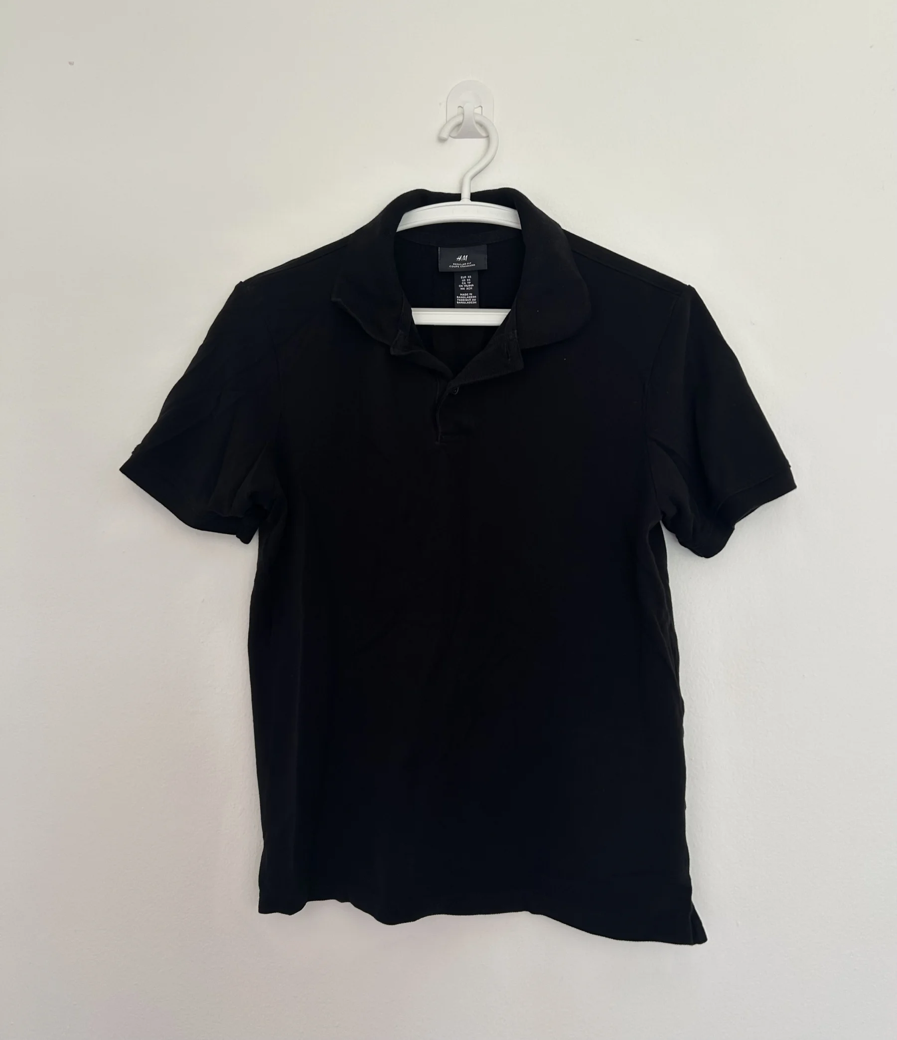 Polo noir classique H&M – Taille xs *Autre seconde main