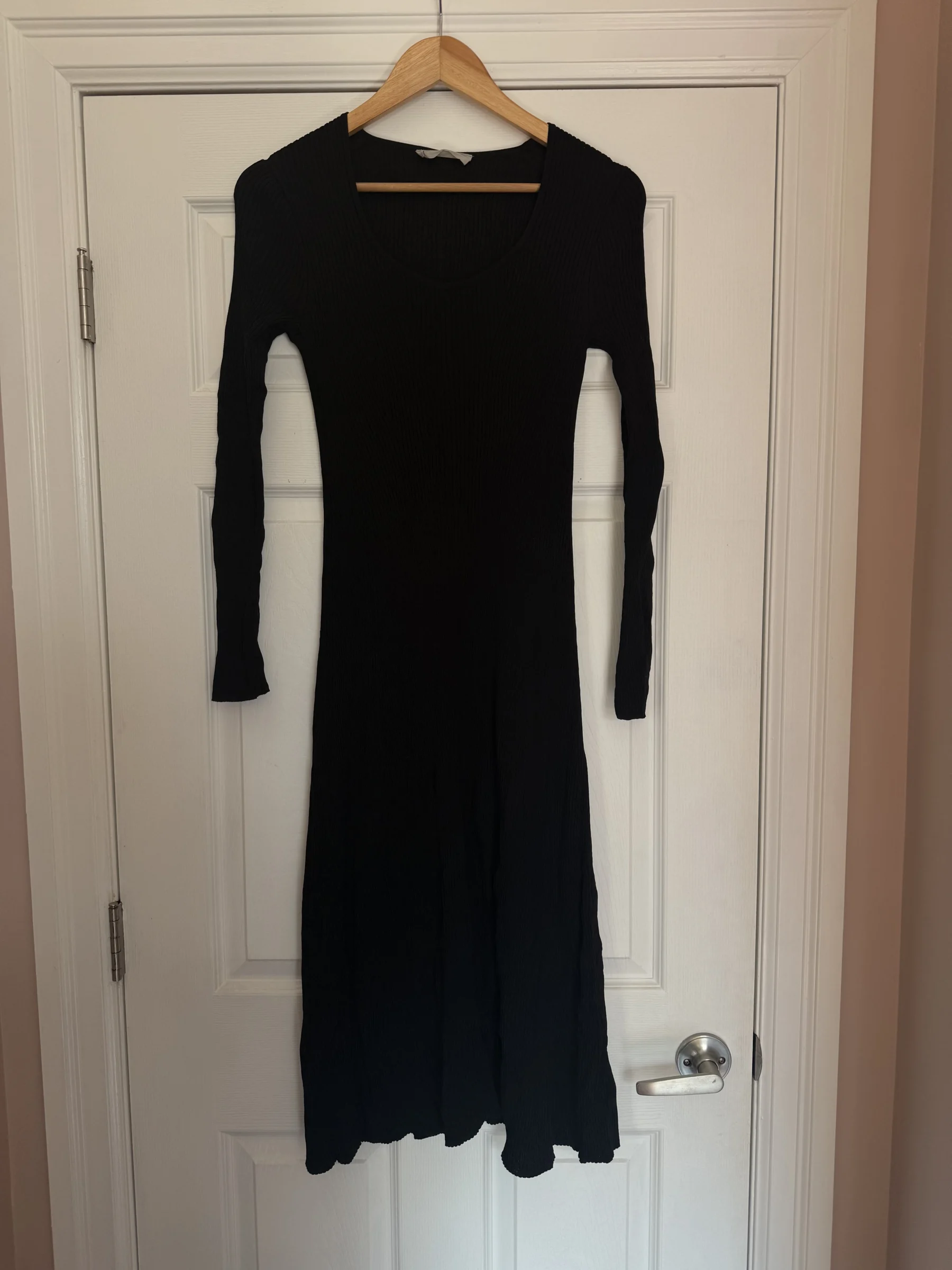 Everlane - Robe midi noire à manches longues Everlane seconde main