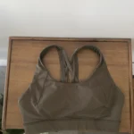 Featured thumbnail for Top Lululemon