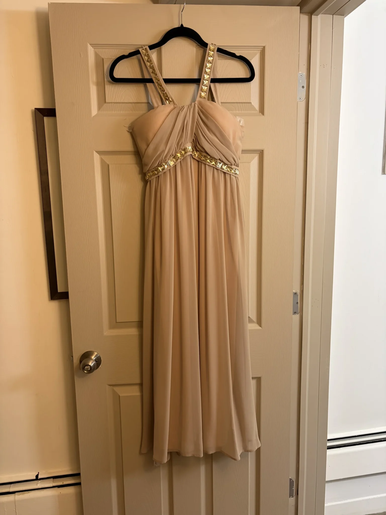 Featured image for Robe de soirée Longue Dorée Plissée Élastique / Gold Plissé