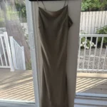 Featured thumbnail for Robe Midi Style Nuisette Col Bénitier Vert Sauge