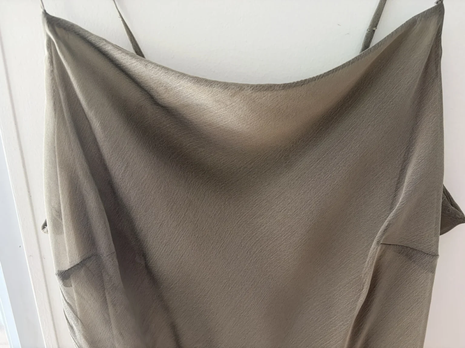 Image for Robe Midi Style Nuisette Col Bénitier Vert Sauge