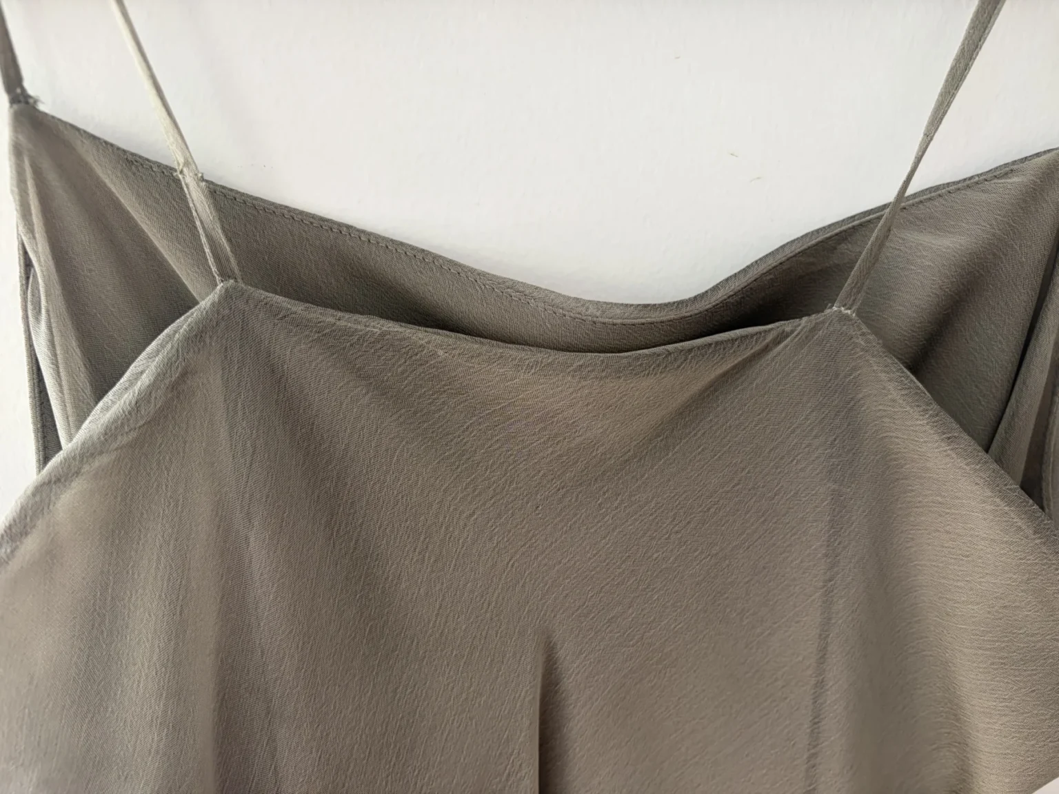 Image for Robe Midi Style Nuisette Col Bénitier Vert Sauge