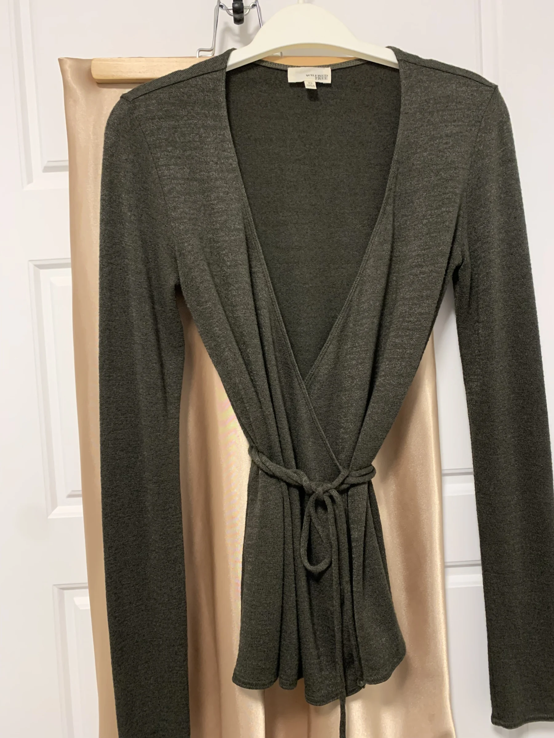 Cardigan léger Wilfred Free *Autre seconde main