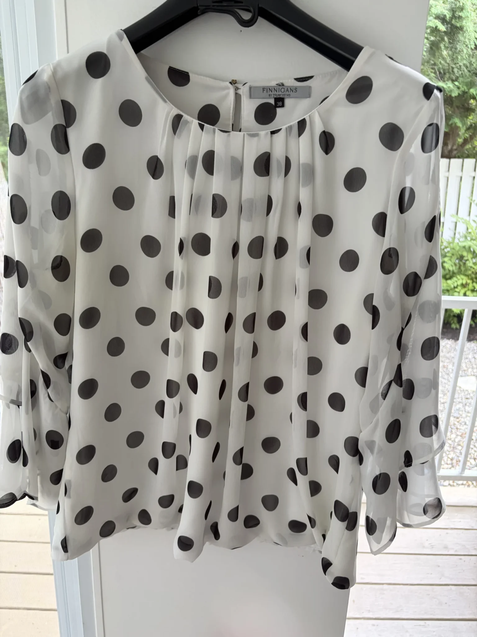 Featured image for Blouse Voile à Pois FINNIGANS Truworths