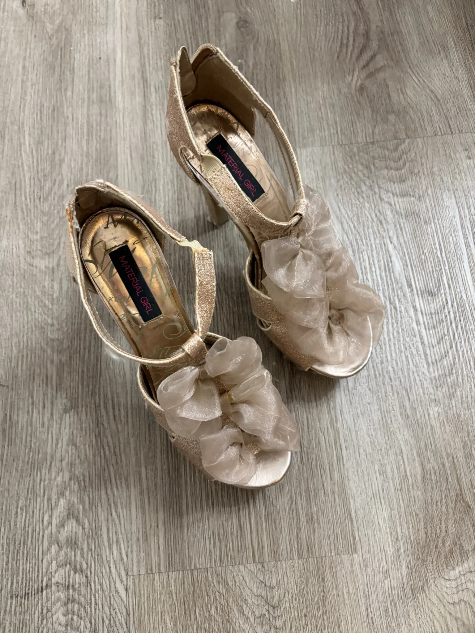 Image for Sandales à Talons Hauts MATERIAL GIRL Paillettes Volants / Pointure 7.5 (38)