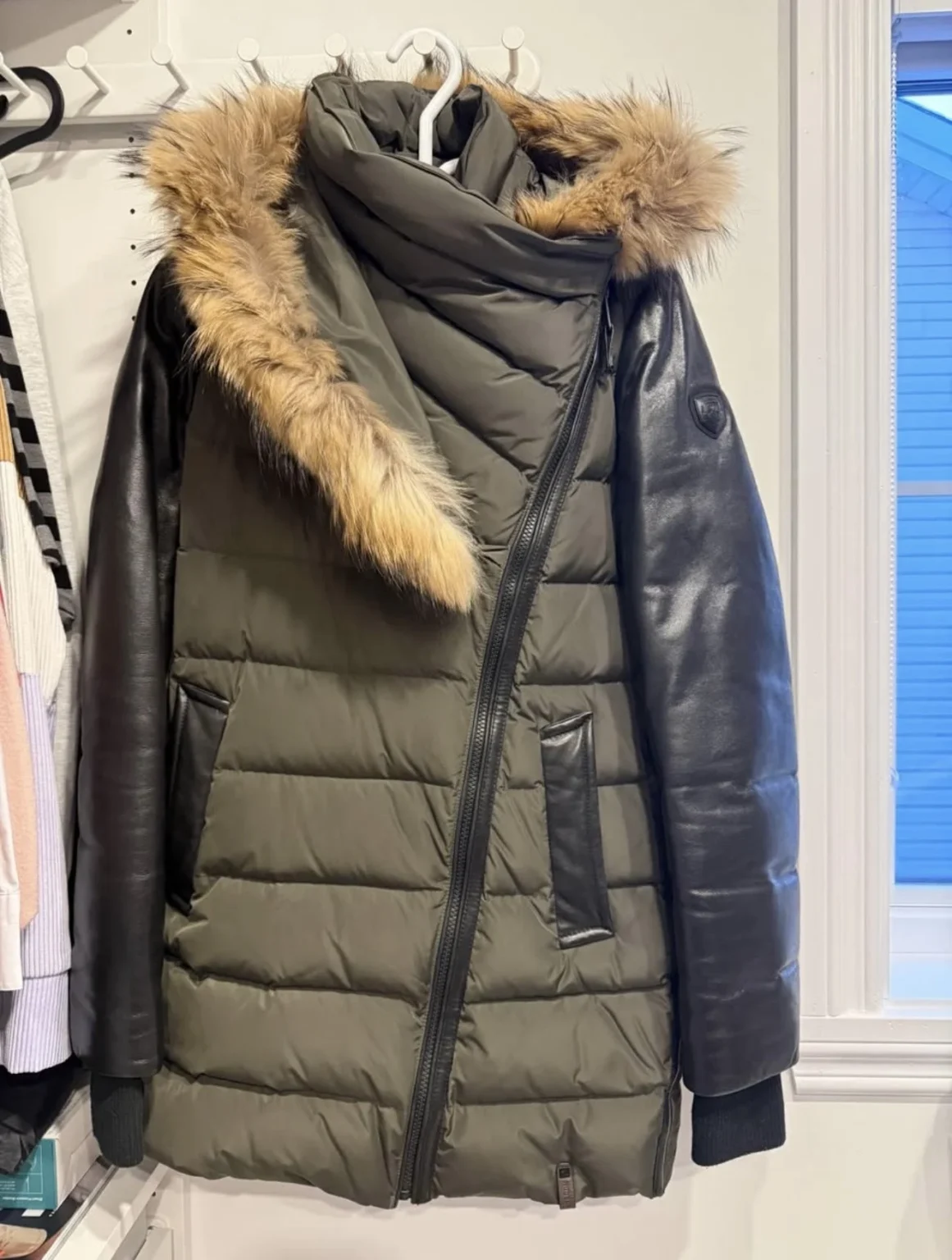 Featured image for Manteau Rudsak femme