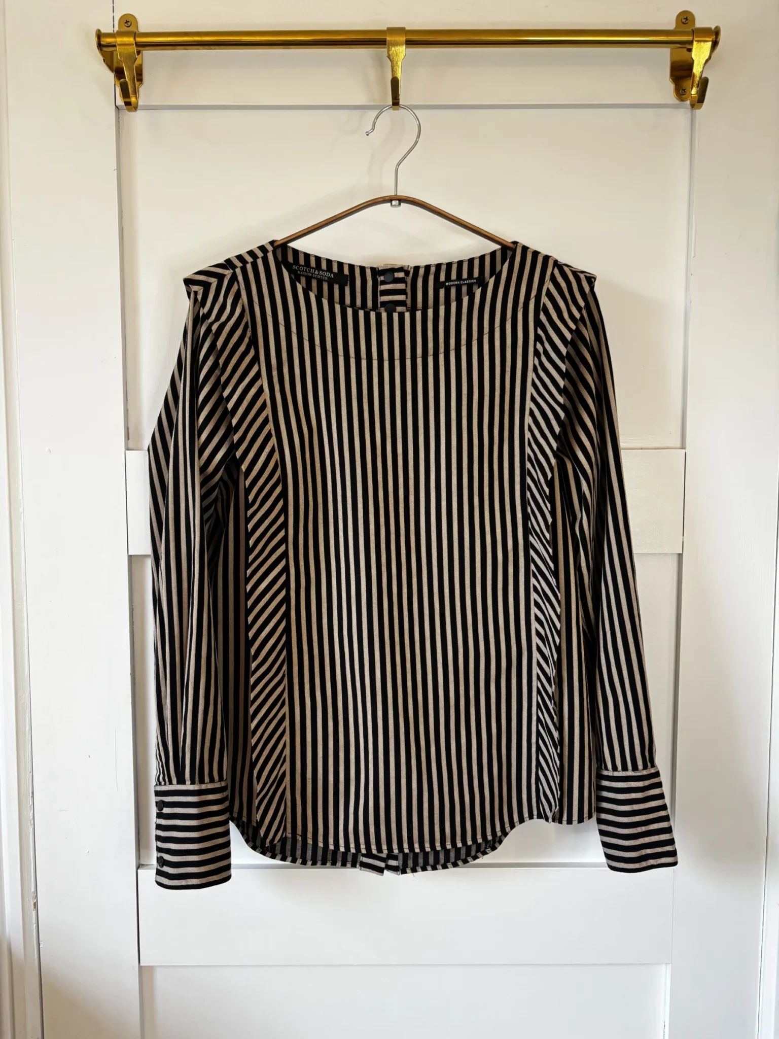 Featured image for ♥️SOCTH ET SODA striped blouse