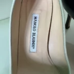 Thumbnail for Manolo Blahnik – escarpins peep-toe bleu marine – Taille 35