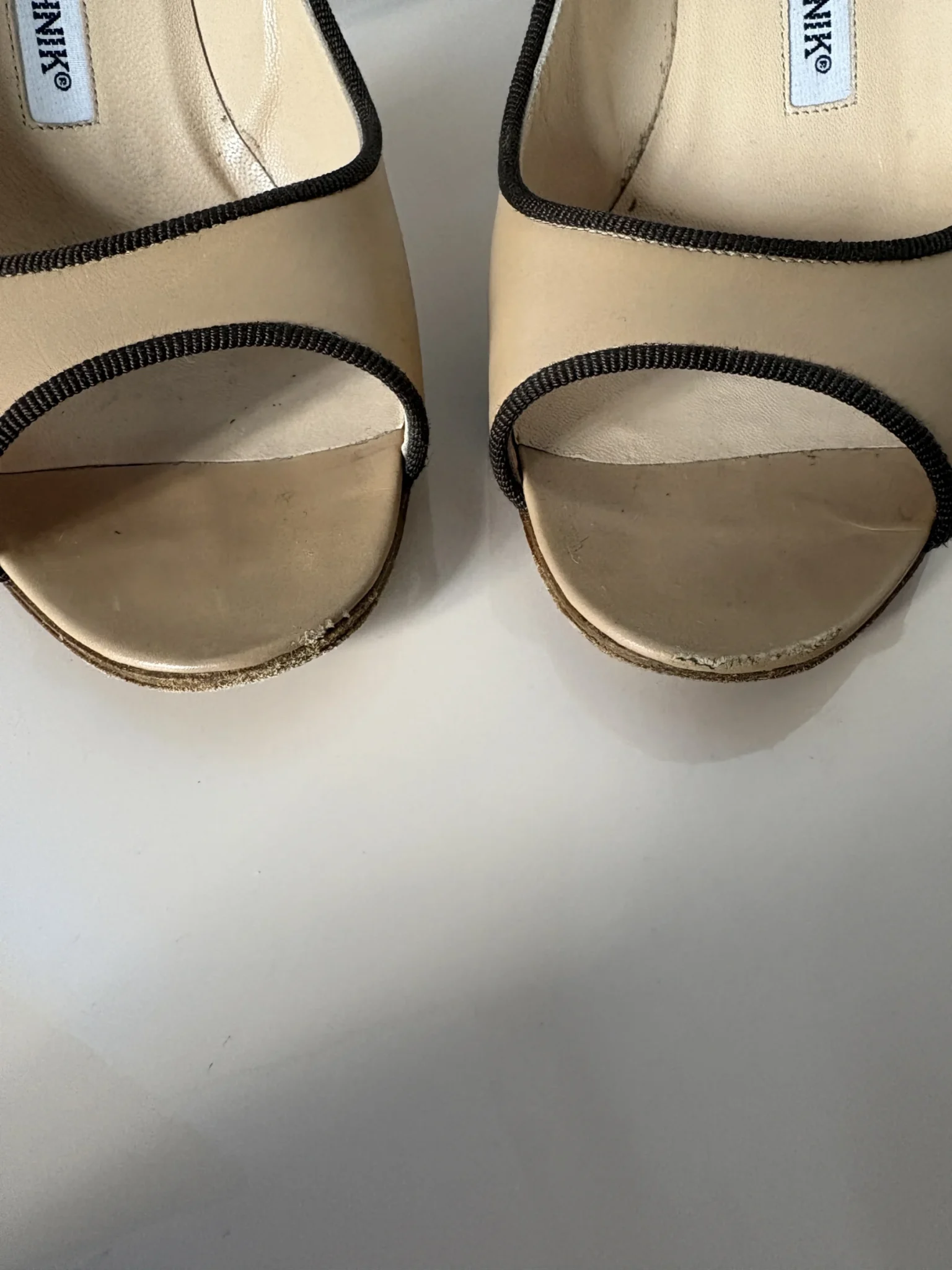 Image for Manolo Blahnik – escarpins peep-toe beige/nude – Taille 35