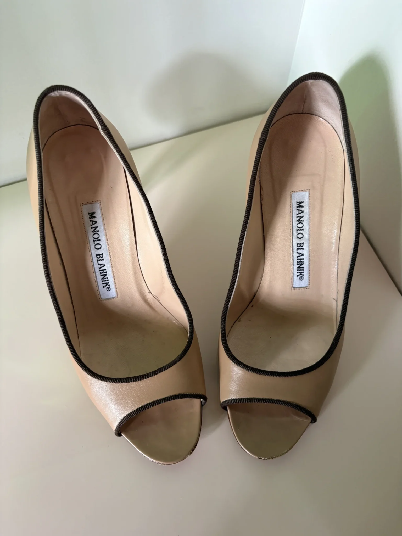 Image for Manolo Blahnik – escarpins peep-toe beige/nude – Taille 35