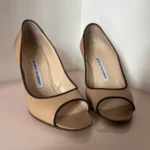 Thumbnail for Manolo Blahnik – escarpins peep-toe beige/nude – Taille 35