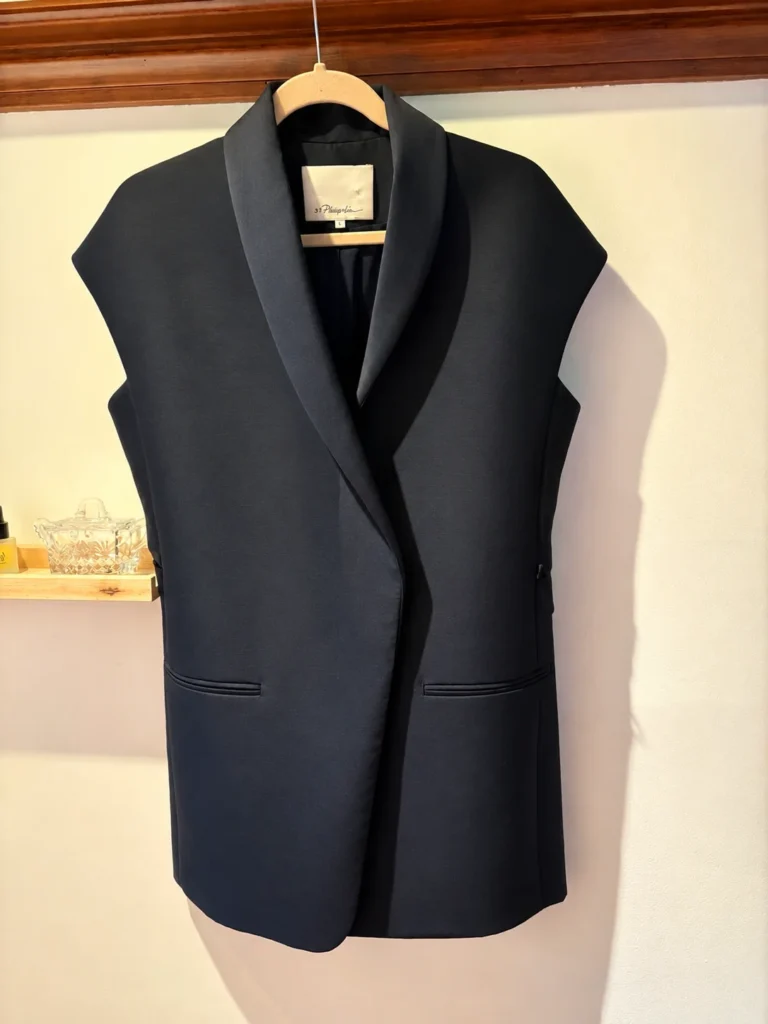 Featured image for 3.1 Phillip Lim – veste longue sans manches noire satinée – Taille 4