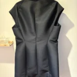 Thumbnail for 3.1 Phillip Lim – veste longue sans manches noire satinée – Taille 4