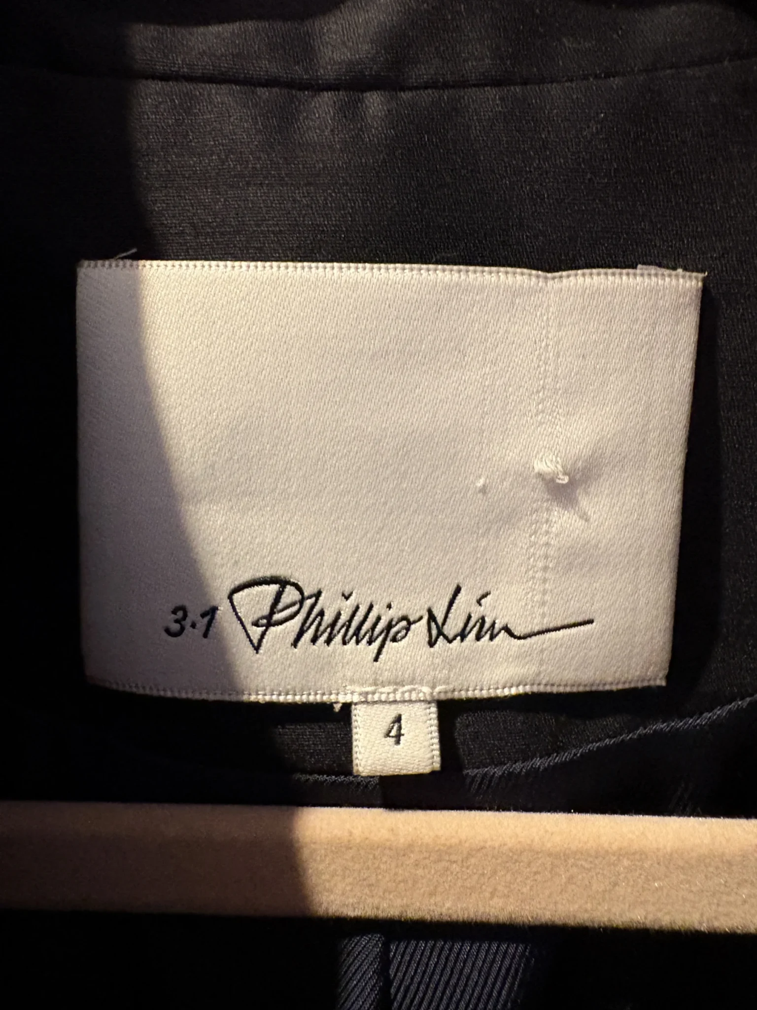Image for 3.1 Phillip Lim – veste longue sans manches noire satinée – Taille 4