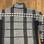 Thumbnail for Club Monaco – chandail en maille à carreaux