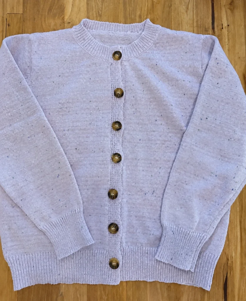 Featured image for Light mauve marled and speckled cardigan – Size L