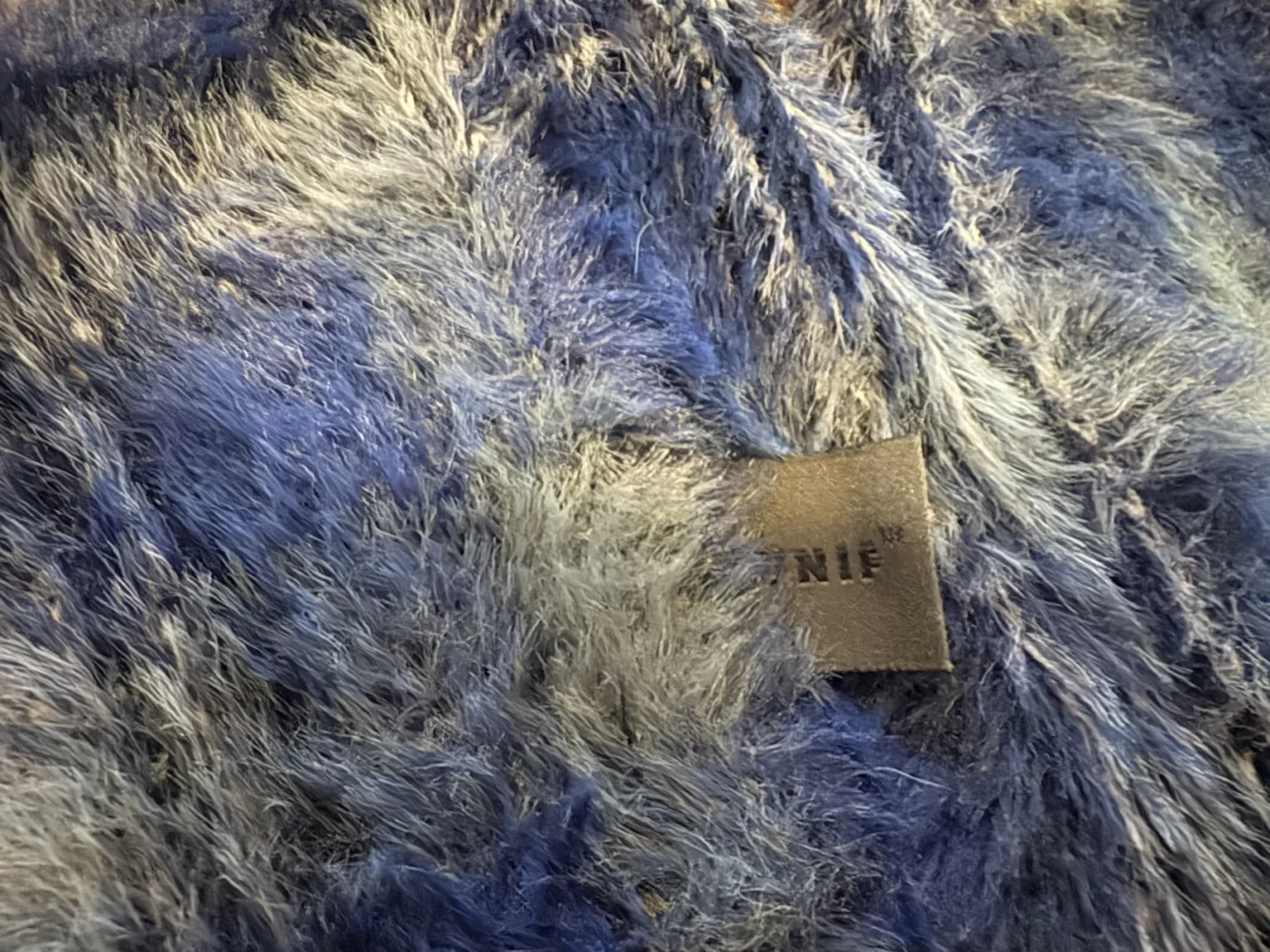 Image for UNIF – Cardigan duveteux à carreaux bleu marine et gris – Taille XS