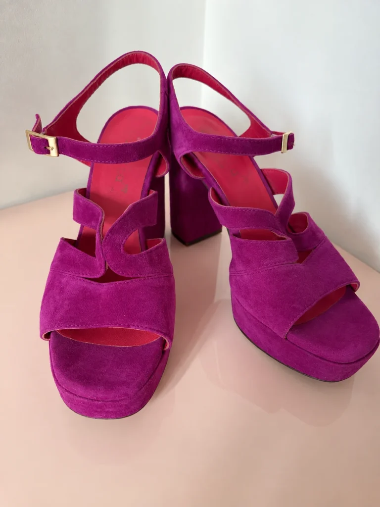 Featured image for Sandales plateforme fuchsia en suède – Taille 39 – Made in Spain