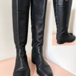 Featured thumbnail for Tory Burch – Bottes hautes cavalières noires – Taille 6½ M US
