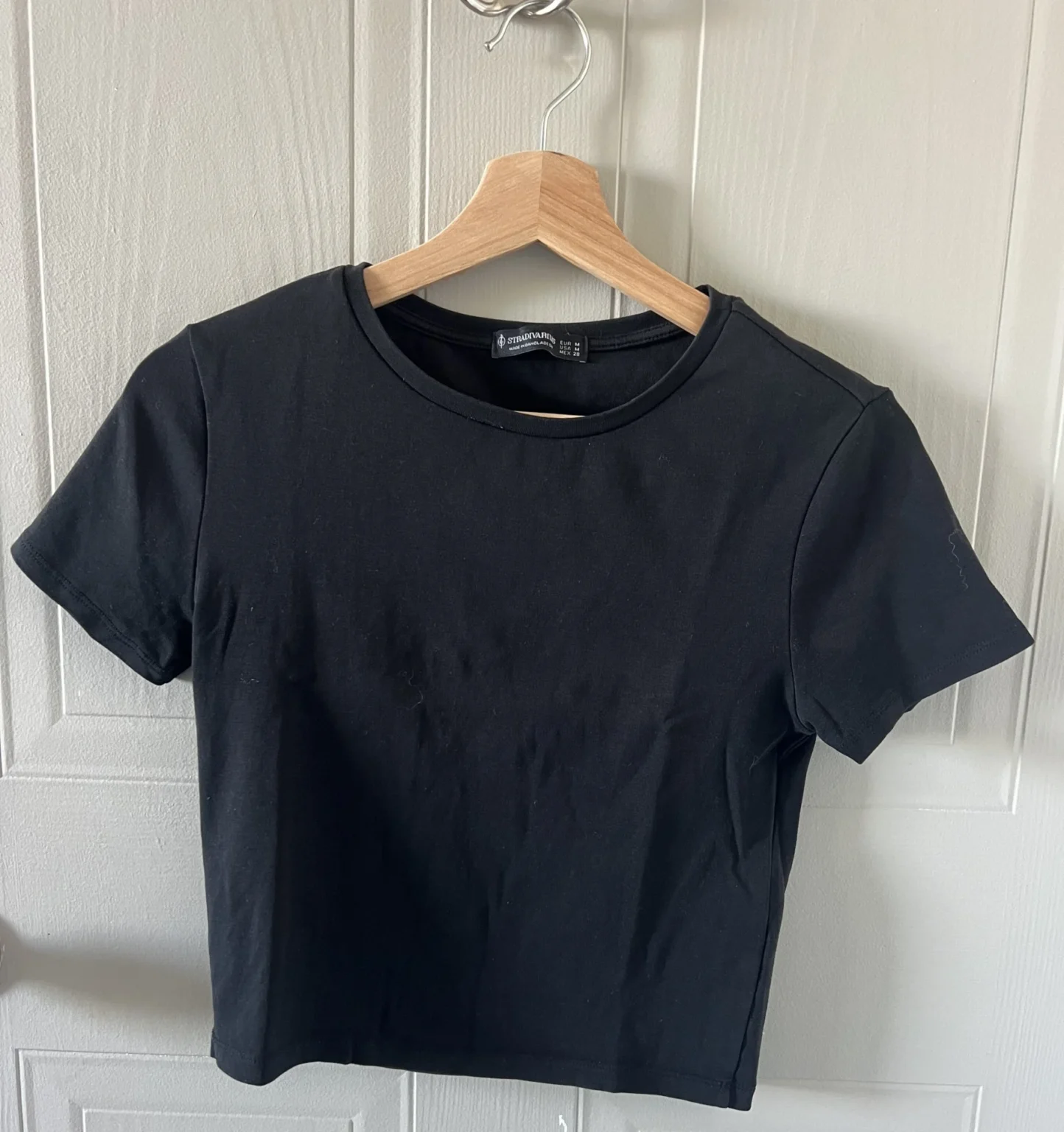 Featured image for T-shirt moulant noir