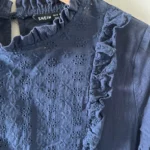 Thumbnail for Blouse à dentelle