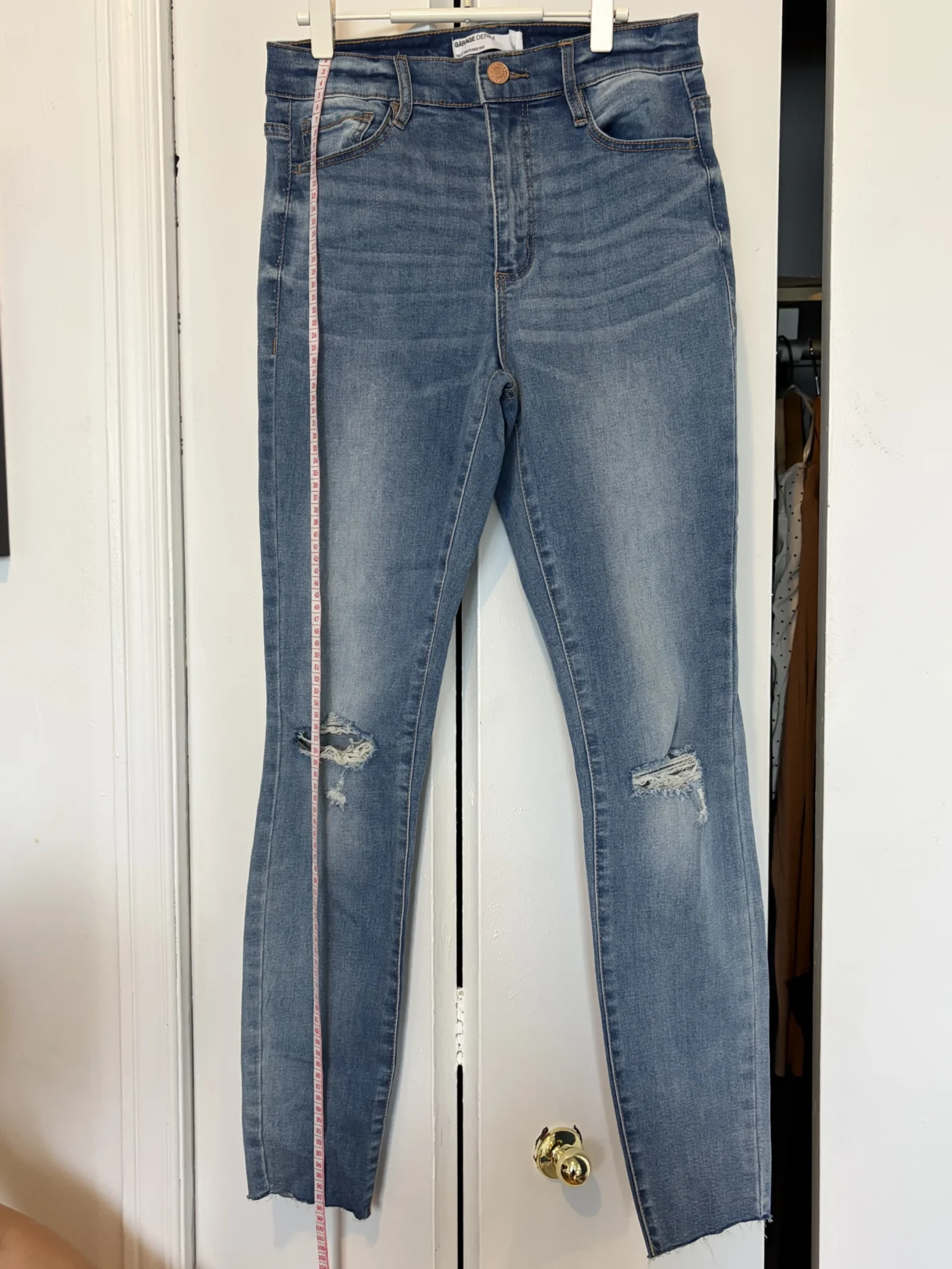 Featured image for Jeans taille haute, Garage