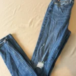 Thumbnail for Jeans taille haute, Garage