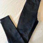 Thumbnail for Jeans taille haute, Garage