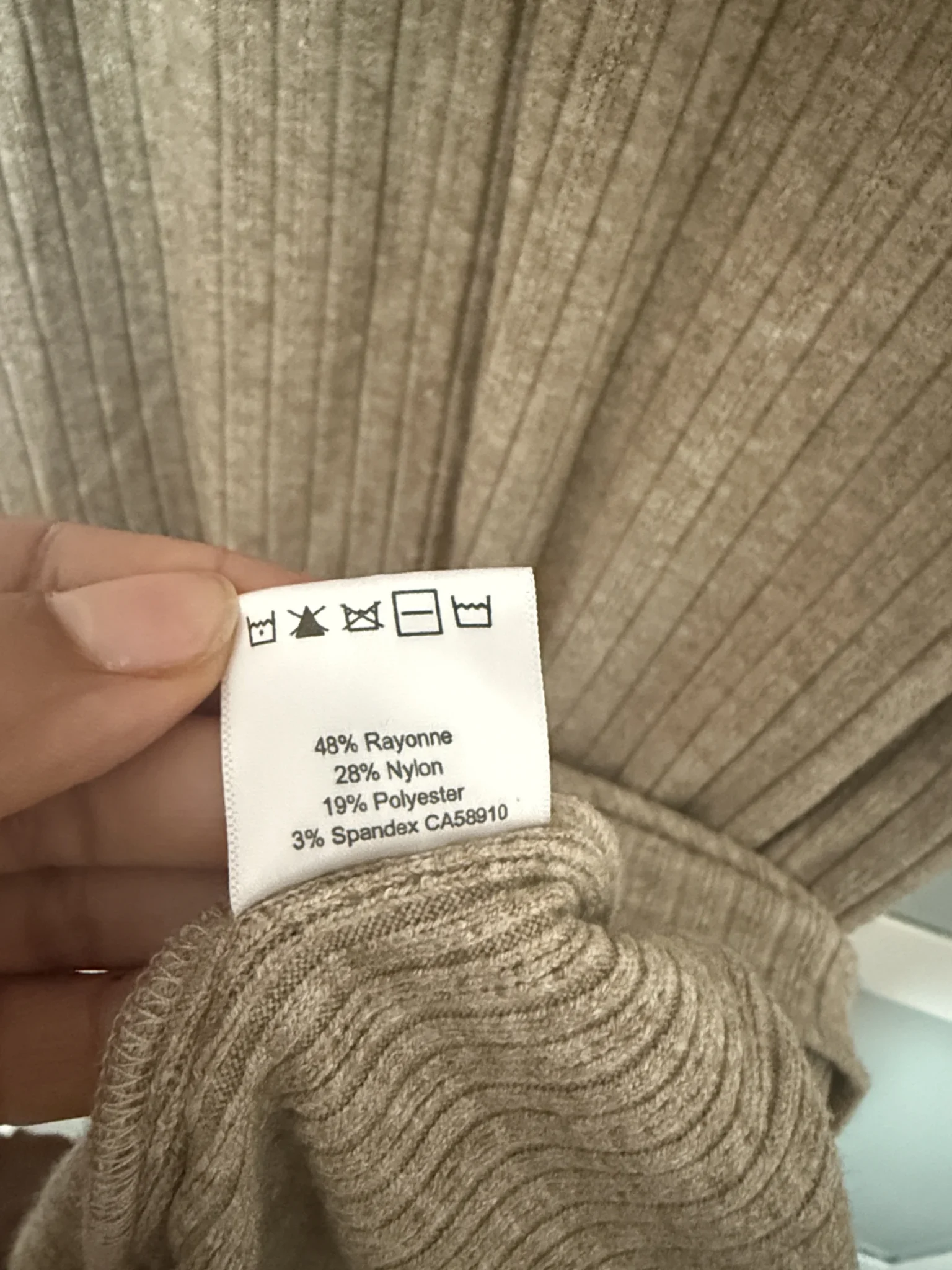 Image for Essentials - Knitted dress