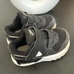 Featured thumbnail for Nike Air Max SYSTM trainers – Black and White