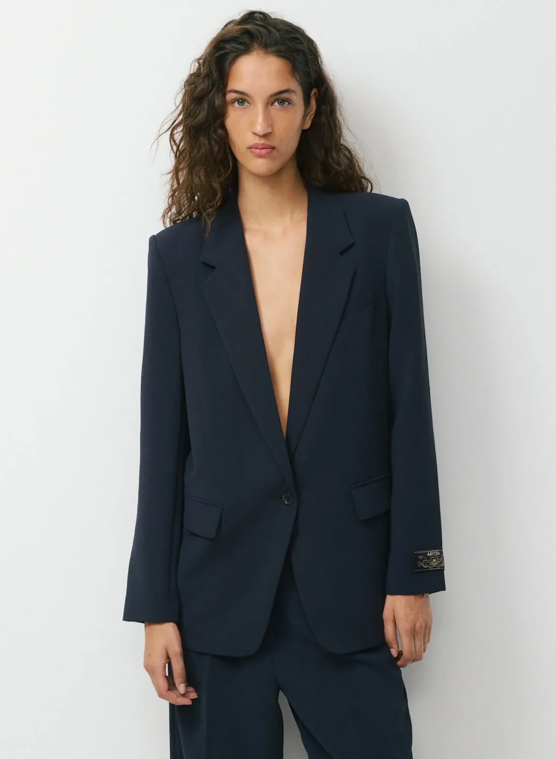 Image for Aritzia | Suit : Blazer + Pants Effortless (NEUF) 💙