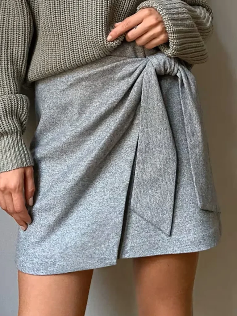 Image for 🌷Wrap mini skirt – Aritzia