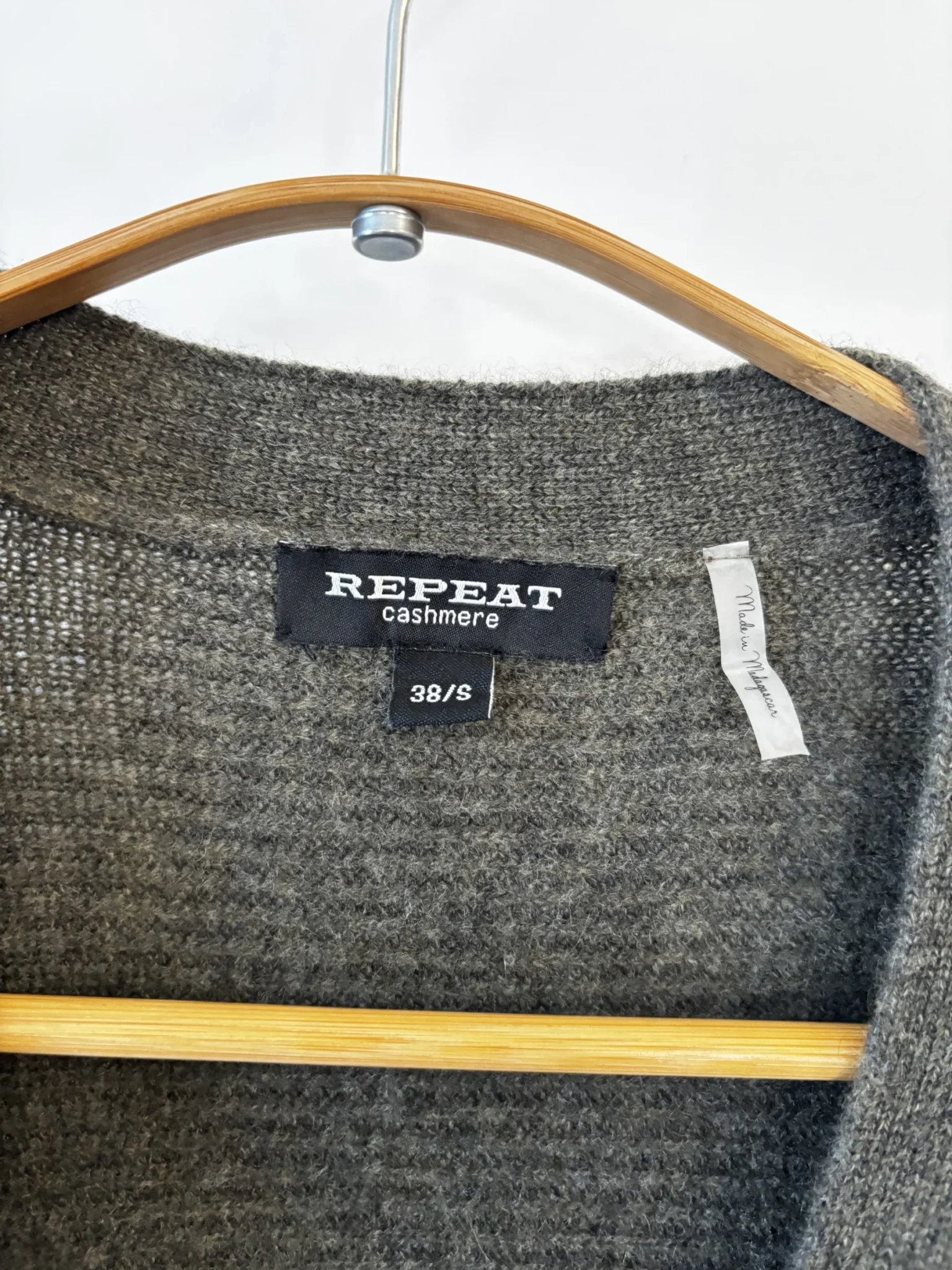 Image for ♥️REPEAT 100% cashmere cardigan