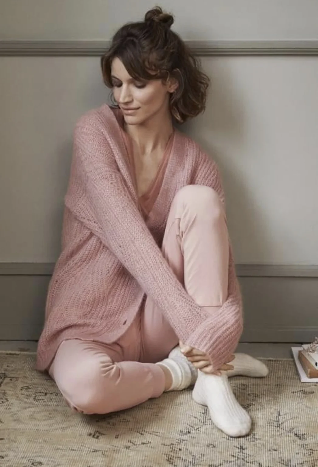 Image for ♥️Pink cardigan PART TWOO