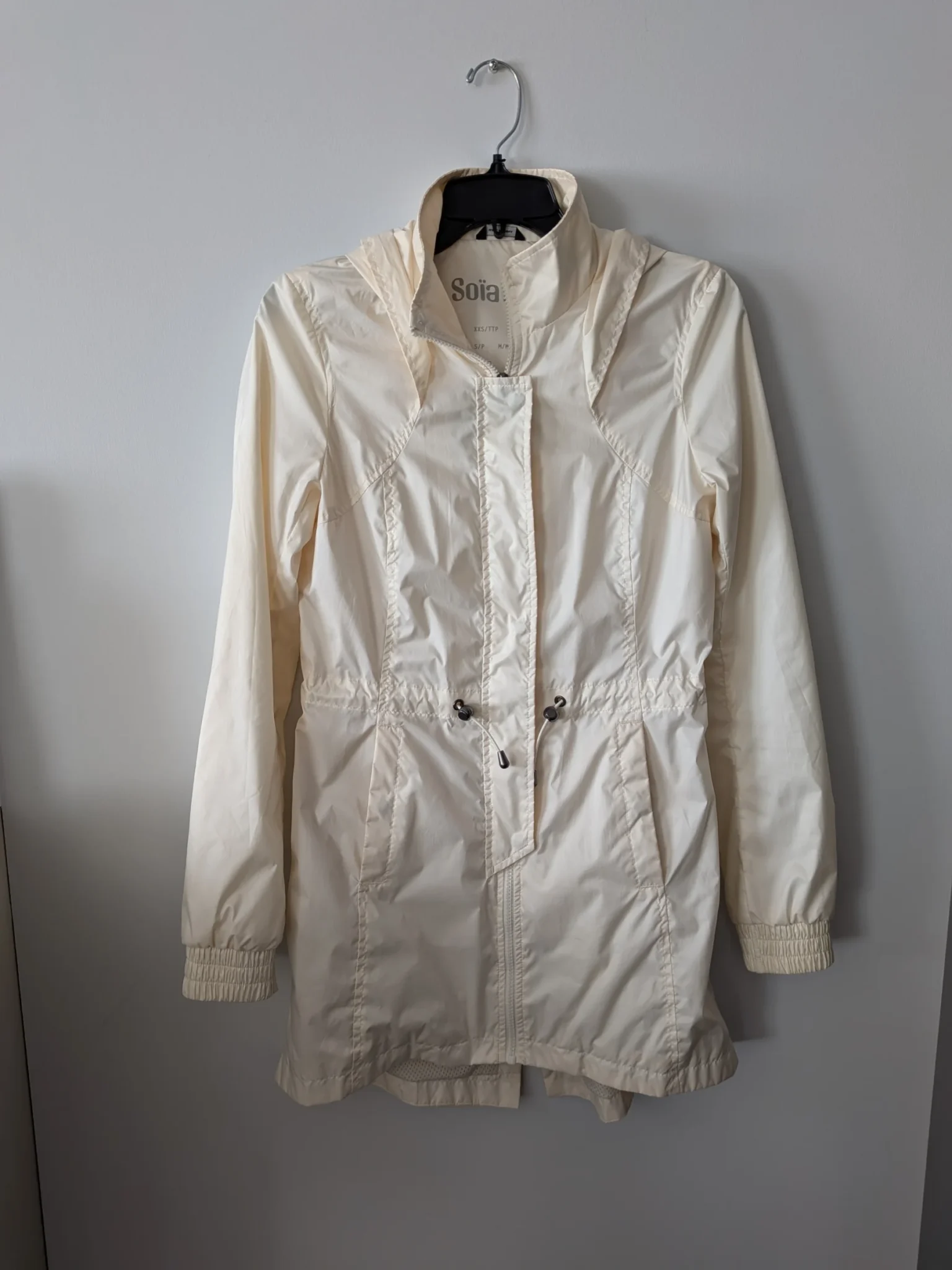 Featured image for Imperméable Soïa and Kyo