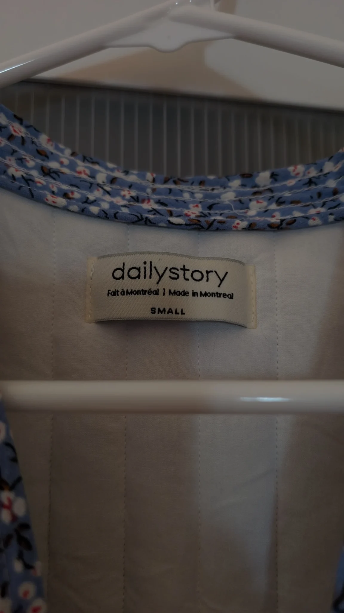 Image for Gilet fleuri grandeur S - Dailystory