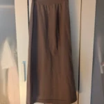 Featured thumbnail for Jupe longue Uniqlo
