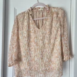 Featured thumbnail for Blouse à fleurs