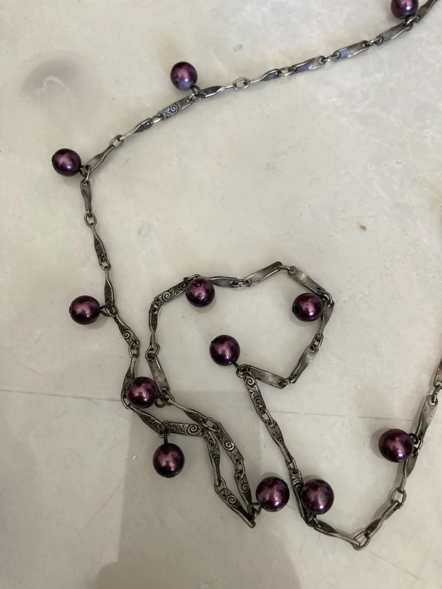Image for Necklace and clip-on earrings set – mauve