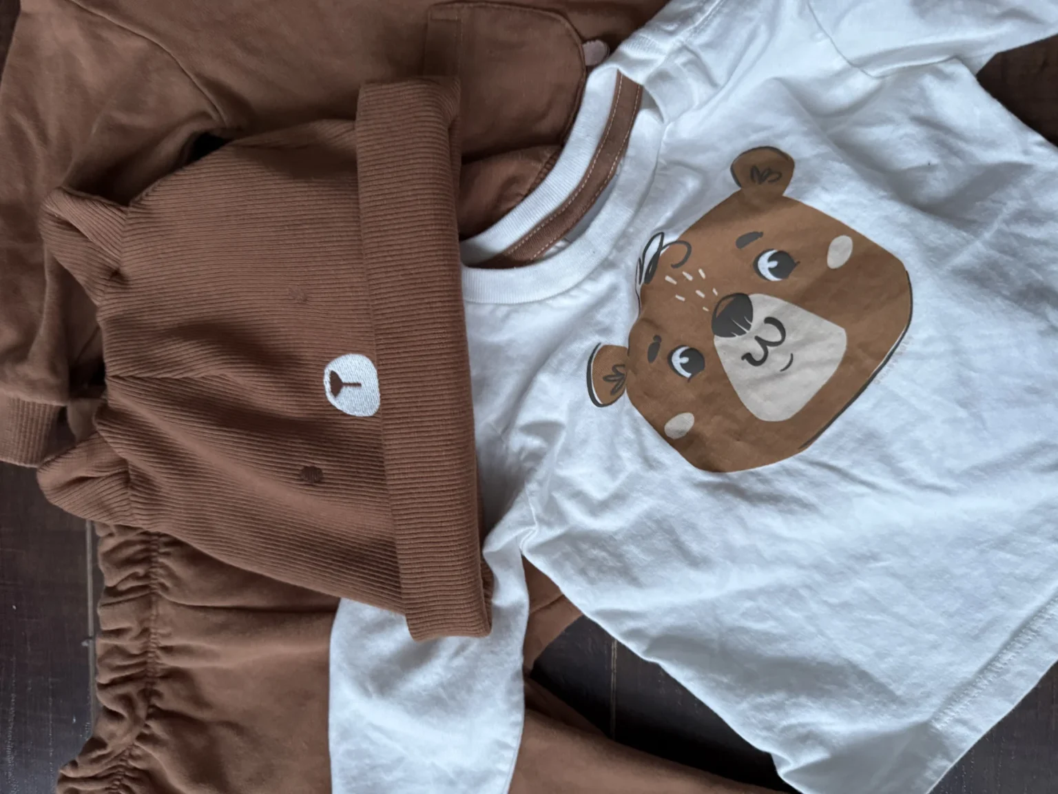 Image for Ensemble bébé ourson 4 items 12mois