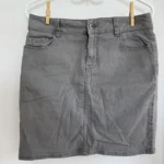 Featured thumbnail for Jupe avec shorts