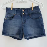 Featured thumbnail for Short jeans Guess