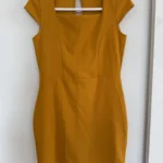 Featured thumbnail for Robe jaune