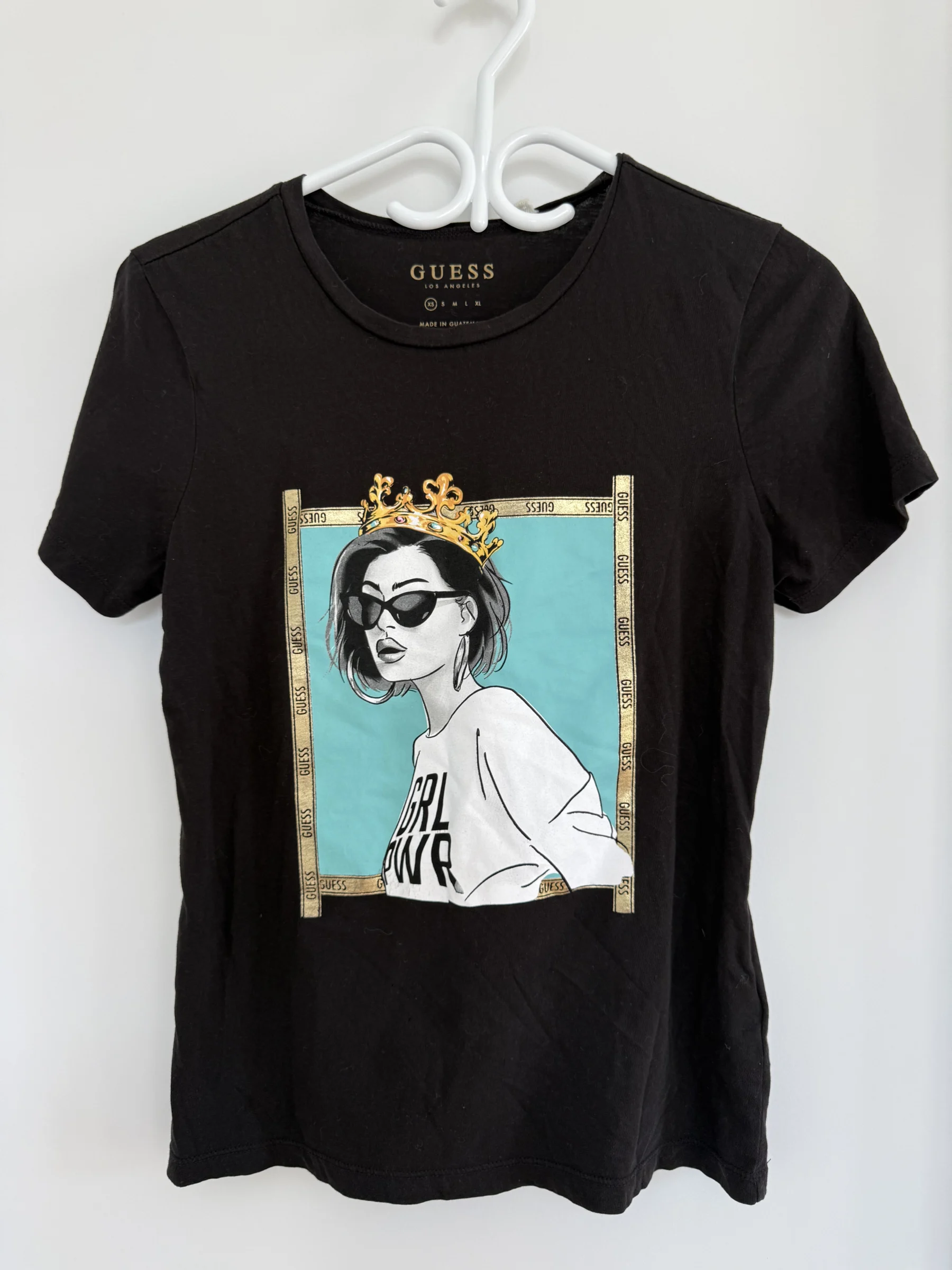 T-shirt Guess Guess seconde main