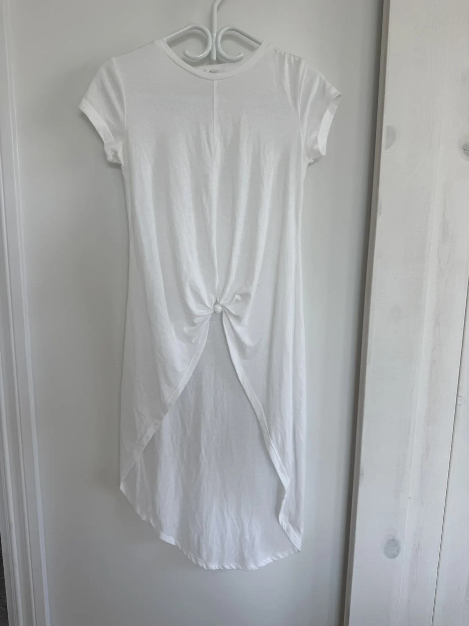 Featured image for Chandail blanc Ardène