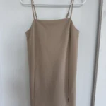 Featured thumbnail for Robe beige